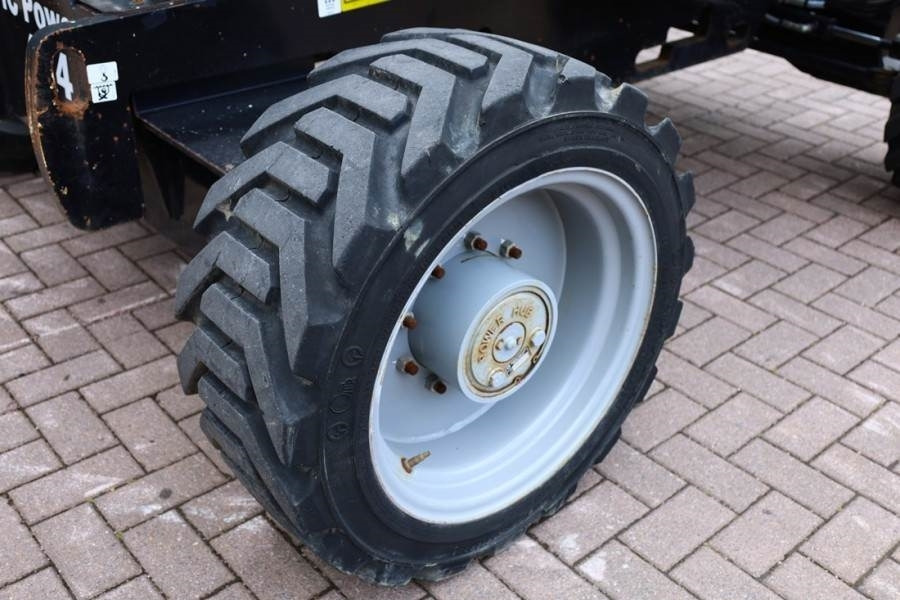 Plataforma articulada Genie Z45XC GUARANTEE, Diesel, 4x4 Drive, 16m Working He: foto 16 Plataforma articulada Genie Z45XC GUARANTEE, Diesel, 4x4 Drive, 16m Working He: foto 16