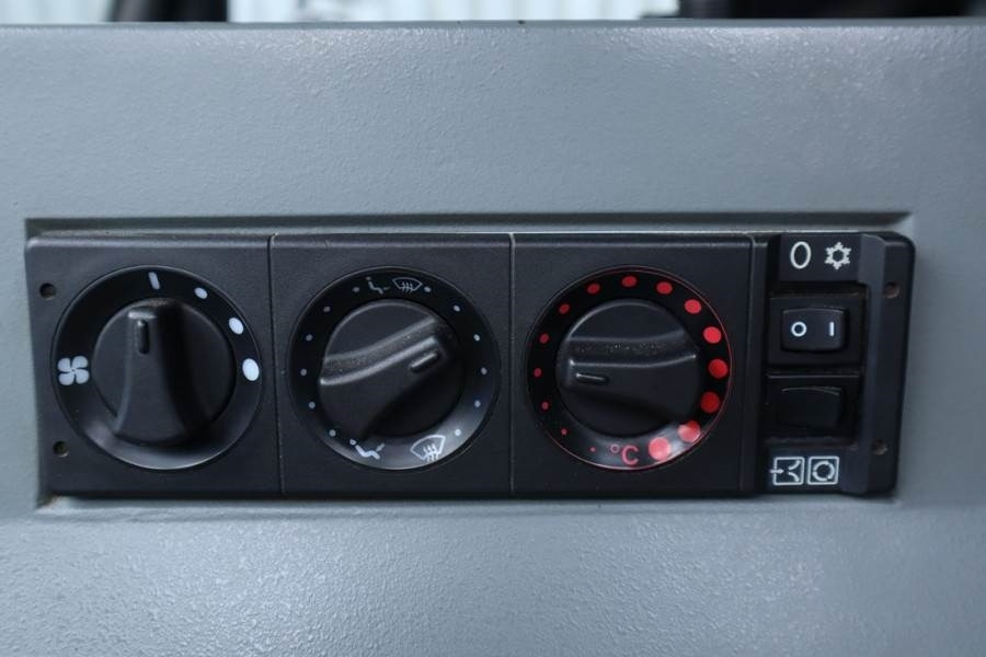 Grúa todo terreno Grove GMK3060 Diesel, 6x6x6 Drive, 60t Capacity, 43m Mai: foto 24 Grúa todo terreno Grove GMK3060 Diesel, 6x6x6 Drive, 60t Capacity, 43m Mai: foto 24