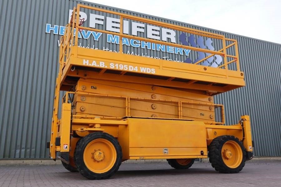 HAB S195-24 D4WDS Diesel, 4x4 Drive, 19.5m Working Hei - Plataforma de tijeras: foto 1 HAB S195-24 D4WDS Diesel, 4x4 Drive, 19.5m Working Hei - Plataforma de tijeras: foto 1