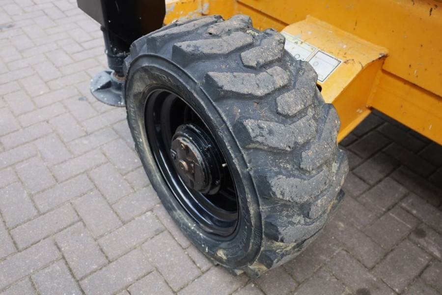 Plataforma de tijeras Haulotte H15SXL Diesel, 4x4 Drive, 15m Working Height, 500k: foto 10 Plataforma de tijeras Haulotte H15SXL Diesel, 4x4 Drive, 15m Working Height, 500k: foto 10