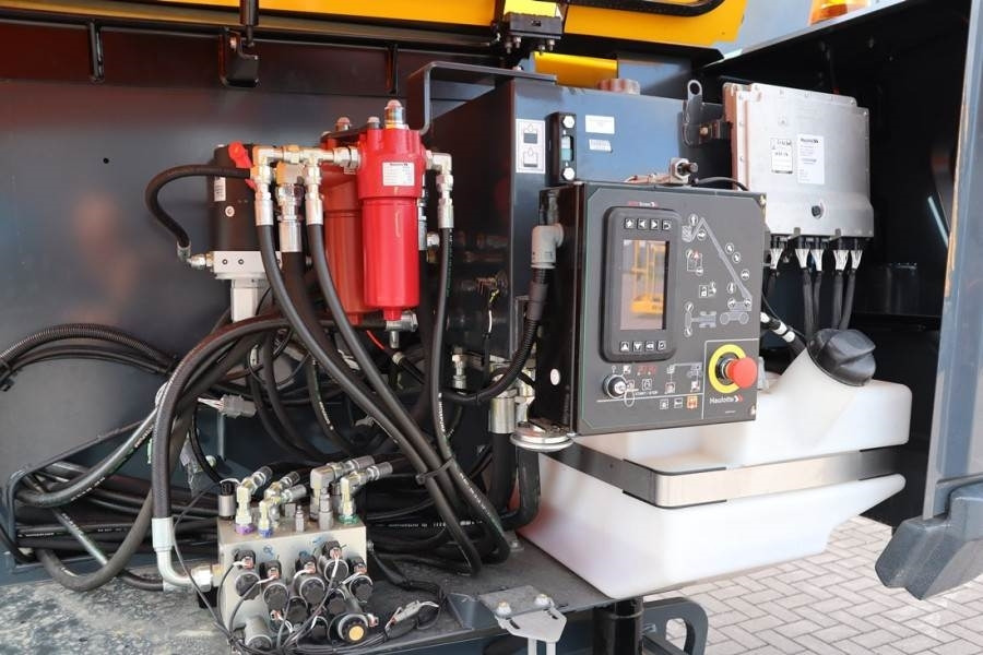 Haulotte HT16RTJ PRO NEW / UNUSED, Guarantee! Diesel, 4x4x4 - Plataforma telescopica: foto 3 Haulotte HT16RTJ PRO NEW / UNUSED, Guarantee! Diesel, 4x4x4 - Plataforma telescopica: foto 3