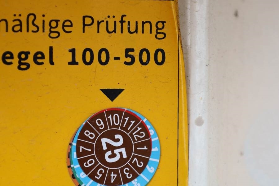 Plataforma de tijeras Holland Lift Ecostar HL-11812 Electric, 14m Working Height, 300: foto 11 Plataforma de tijeras Holland Lift Ecostar HL-11812 Electric, 14m Working Height, 300: foto 11