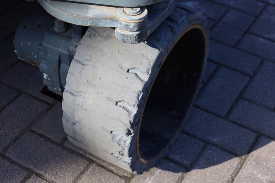 Plataforma de tijeras Holland Lift Ecostar HL-11816 Electric, 14m Working Height, 300: foto 14