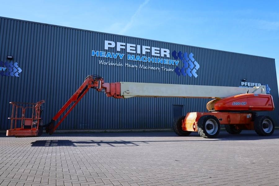 JLG 1200SJP Diesel, 4x4x4 Drive, 38.7m Working Height, - Plataforma telescopica: foto 1 JLG 1200SJP Diesel, 4x4x4 Drive, 38.7m Working Height, - Plataforma telescopica: foto 1