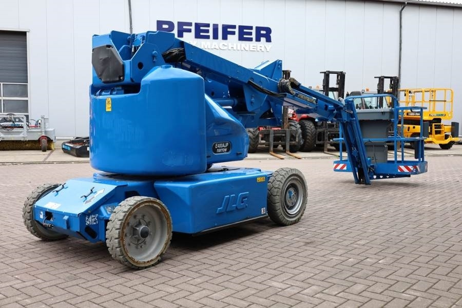 JLG E400AJPN - Plataforma articulada: foto 2 JLG E400AJPN - Plataforma articulada: foto 2