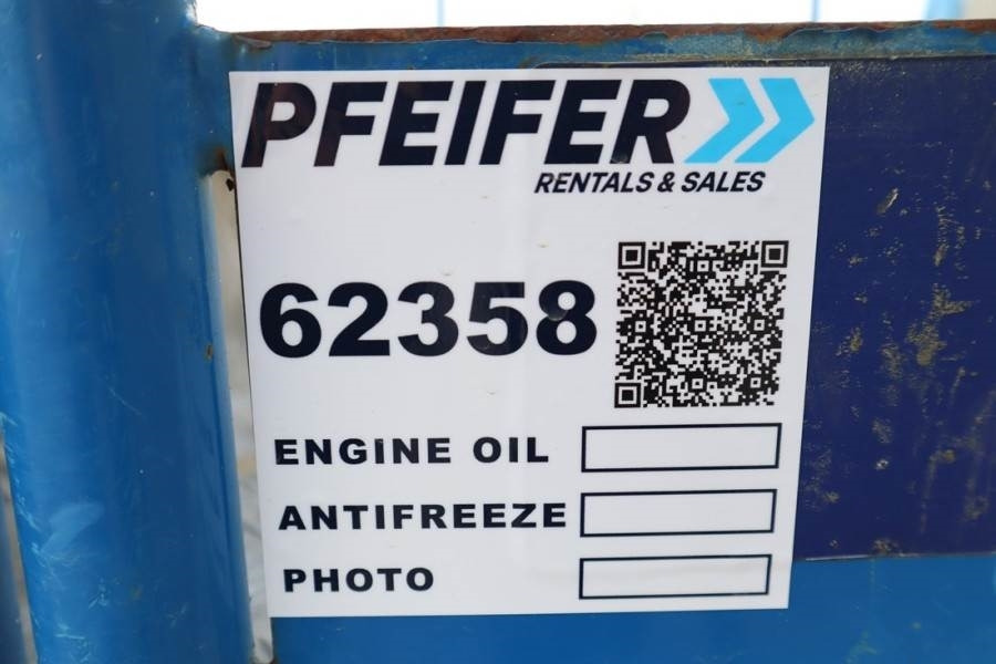 JLG Power Tower Electric, 5.10m Working Height, 250kg - Plataforma articulada: foto 3 JLG Power Tower Electric, 5.10m Working Height, 250kg - Plataforma articulada: foto 3