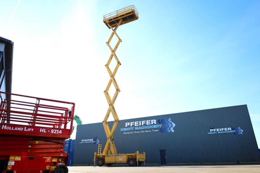 Liftlux SL260-25D4WD Diesel, 4x4 Drive, 9.80m Hydraulic De - Plataforma de tijeras: foto 3 Liftlux SL260-25D4WD Diesel, 4x4 Drive, 9.80m Hydraulic De - Plataforma de tijeras: foto 3