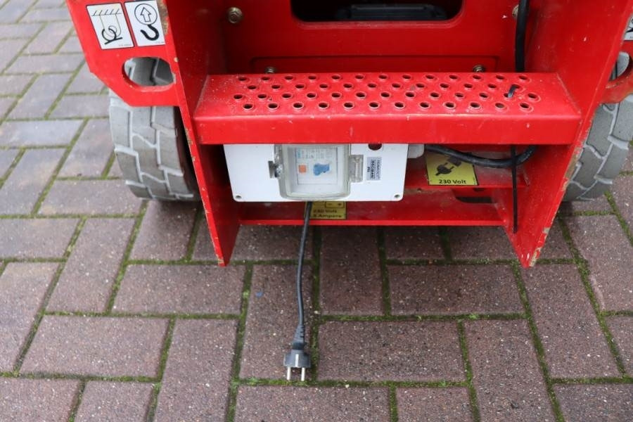 Magni ES0807E Available Directly From Stock, Electric, 7  - Plataforma de tijeras: foto 4 Magni ES0807E Available Directly From Stock, Electric, 7  - Plataforma de tijeras: foto 4