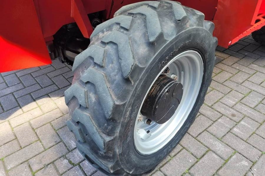 Leasing de Manitou M30-4 Valid Inspection, *Guarantee, Diesel, 4x4 Dr Manitou M30-4 Valid Inspection, *Guarantee, Diesel, 4x4 Dr: foto 13 Leasing de Manitou M30-4 Valid Inspection, *Guarantee, Diesel, 4x4 Dr Manitou M30-4 Valid Inspection, *Guarantee, Diesel, 4x4 Dr: foto 13