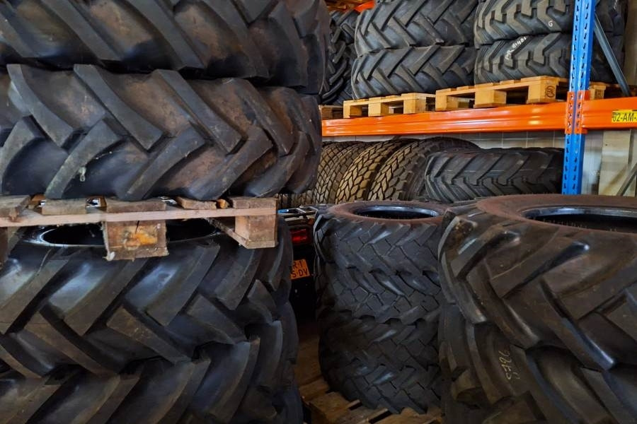 Leasing de Manitou M30-4 Valid Inspection, *Guarantee, Diesel, 4x4 Dr Manitou M30-4 Valid Inspection, *Guarantee, Diesel, 4x4 Dr: foto 17 Leasing de Manitou M30-4 Valid Inspection, *Guarantee, Diesel, 4x4 Dr Manitou M30-4 Valid Inspection, *Guarantee, Diesel, 4x4 Dr: foto 17