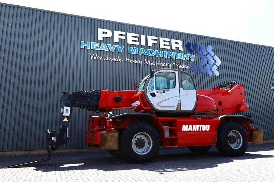 Manitou MRT3050 PRIVILEGE Diesel, 4x4 Drive And 4-Wheel St - Manipulador telescópico: foto 1 Manitou MRT3050 PRIVILEGE Diesel, 4x4 Drive And 4-Wheel St - Manipulador telescópico: foto 1