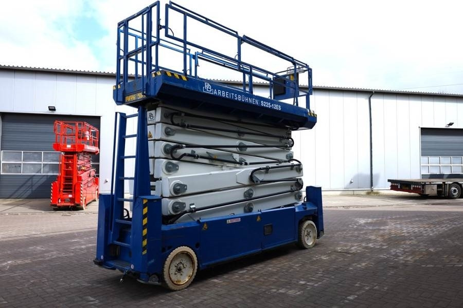 PB LIFT S225-12ES Electric, 22.5m Working Height, 450 - Plataforma de tijeras: foto 2 PB LIFT S225-12ES Electric, 22.5m Working Height, 450 - Plataforma de tijeras: foto 2