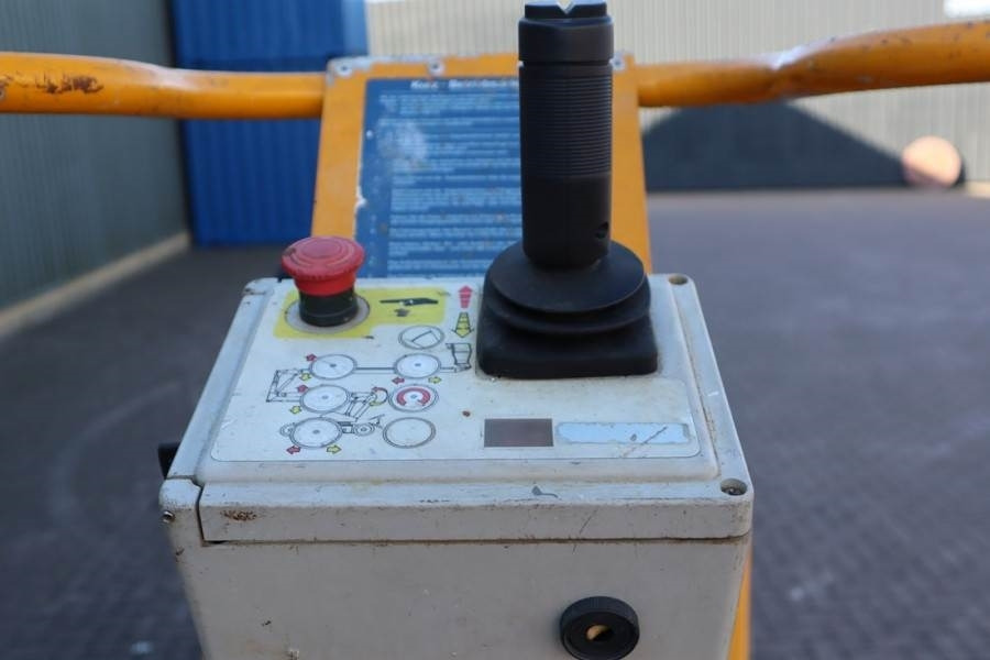 Snorkel A38E Electric, 13.5m Working Height, 6.1m Reach, 2 - Plataforma articulada: foto 4 Snorkel A38E Electric, 13.5m Working Height, 6.1m Reach, 2 - Plataforma articulada: foto 4