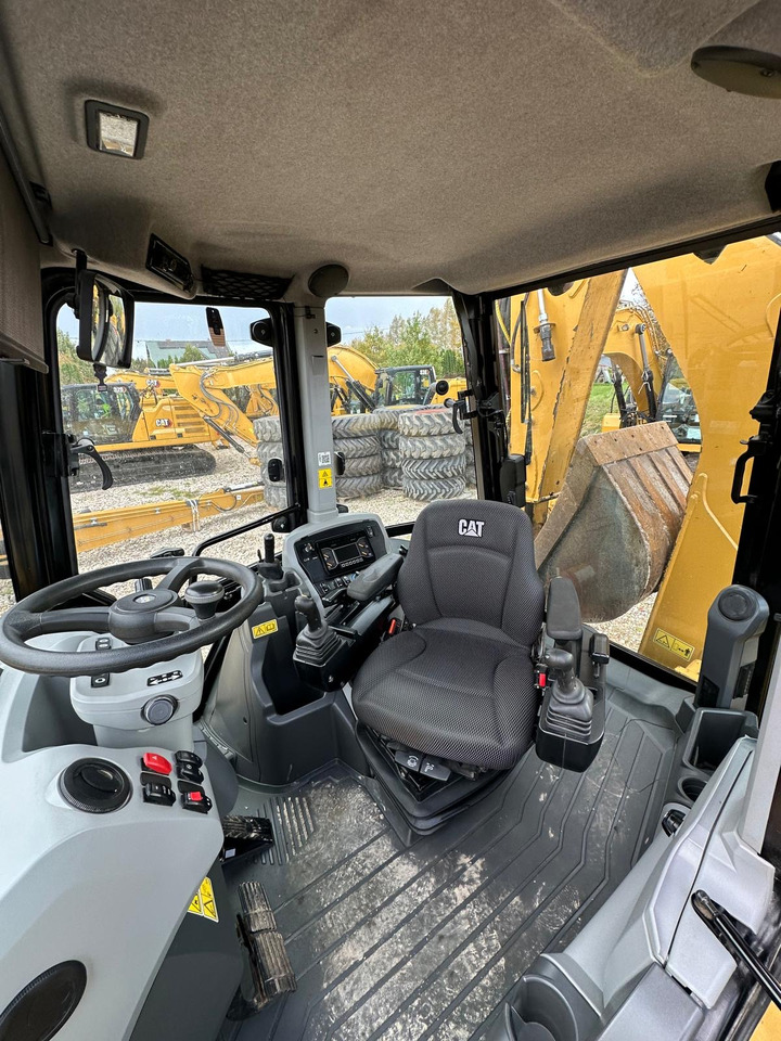 CATERPILLAR 444 - Retroexcavadora: foto 4 CATERPILLAR 444 - Retroexcavadora: foto 4