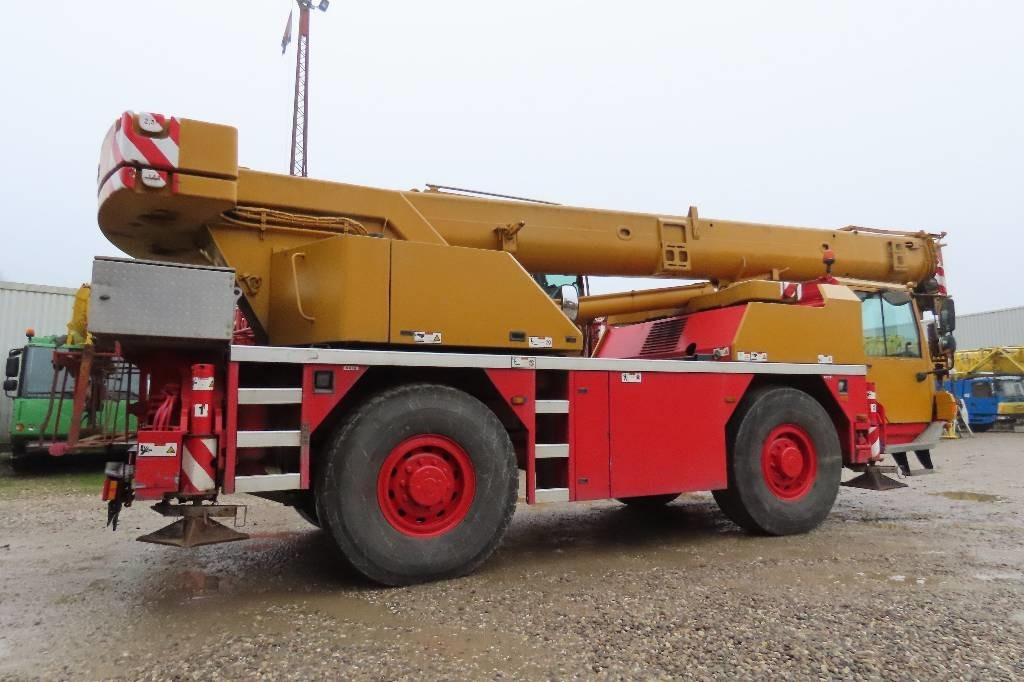 Liebherr LTM 1030-2.1 - Grúa todo terreno: foto 3 Liebherr LTM 1030-2.1 - Grúa todo terreno: foto 3