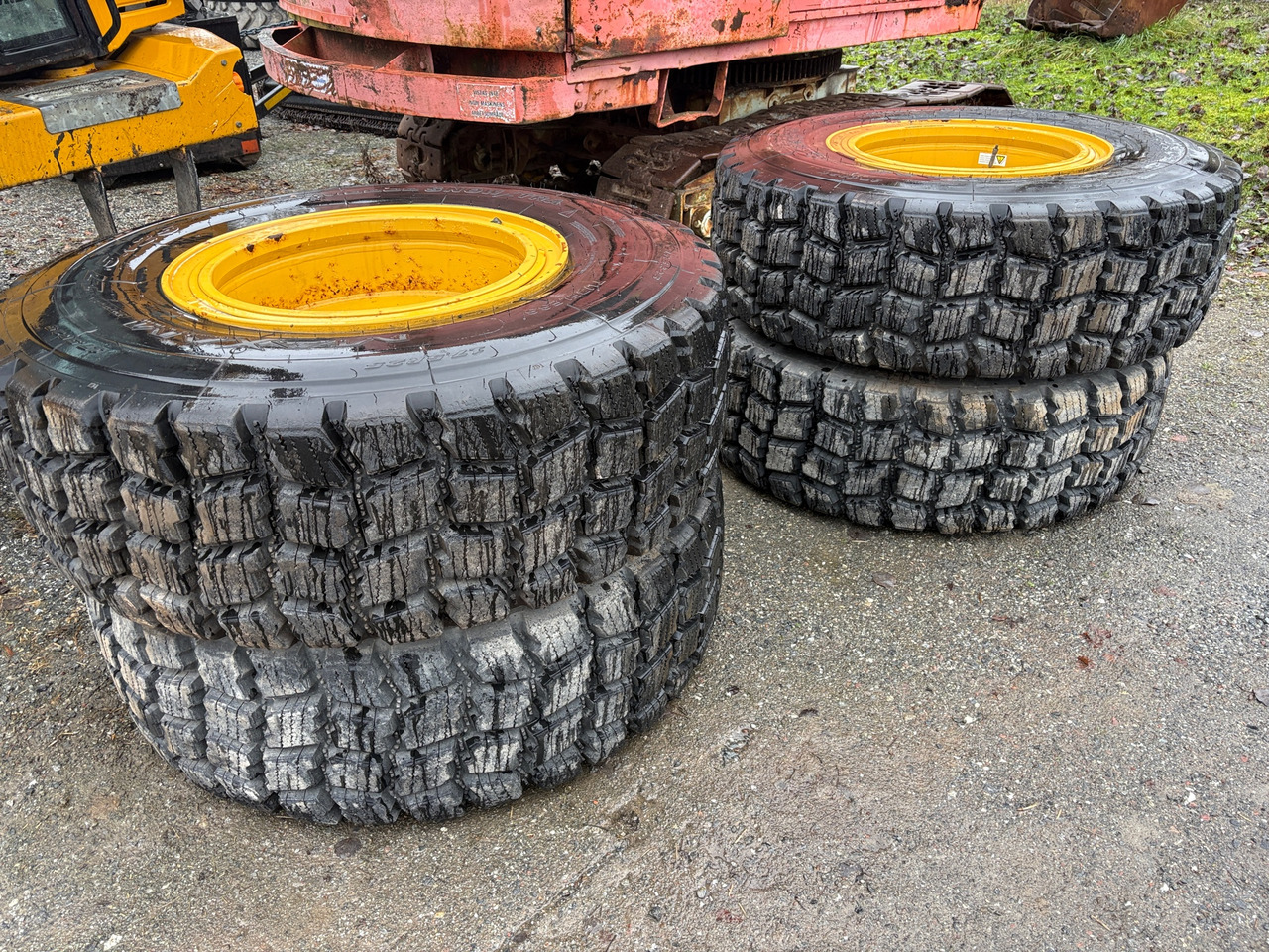 17.5 R25 - Neumático para Maquinaria de construcción: foto 1 17.5 R25 - Neumático para Maquinaria de construcción: foto 1