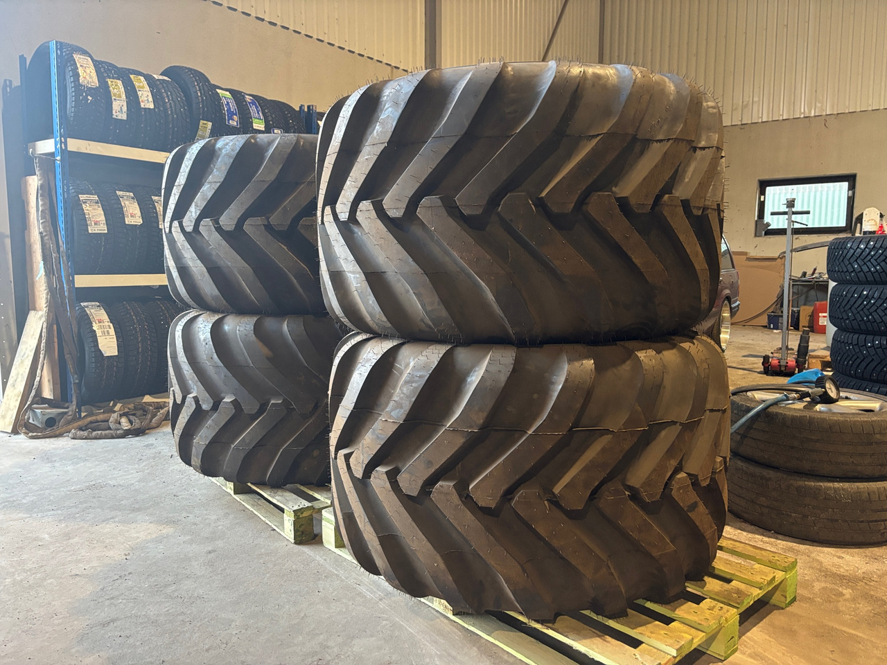 Alliance Flotation 331 - Neumático para Maquinaria de construcción: foto 1 Alliance Flotation 331 - Neumático para Maquinaria de construcción: foto 1