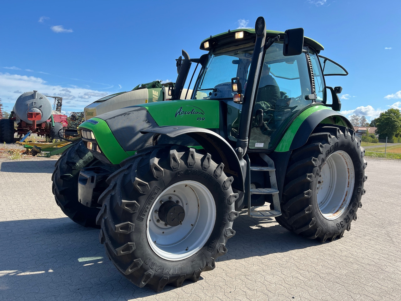 Deutz Agrotron 150 - Tractor: foto 1 Deutz Agrotron 150 - Tractor: foto 1