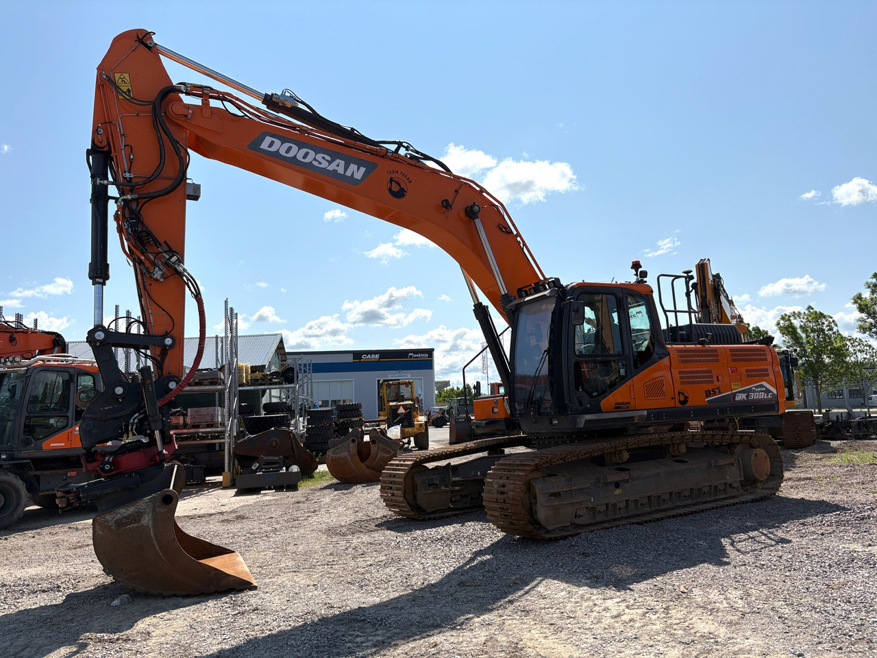 Doosan DX300LC-7 - Excavadora: foto 1 Doosan DX300LC-7 - Excavadora: foto 1