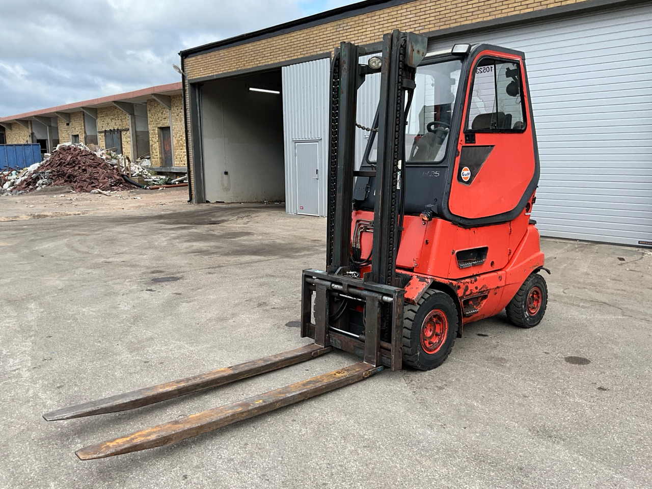 Linde H25D - Equipo de manutención: foto 1 Linde H25D - Equipo de manutención: foto 1