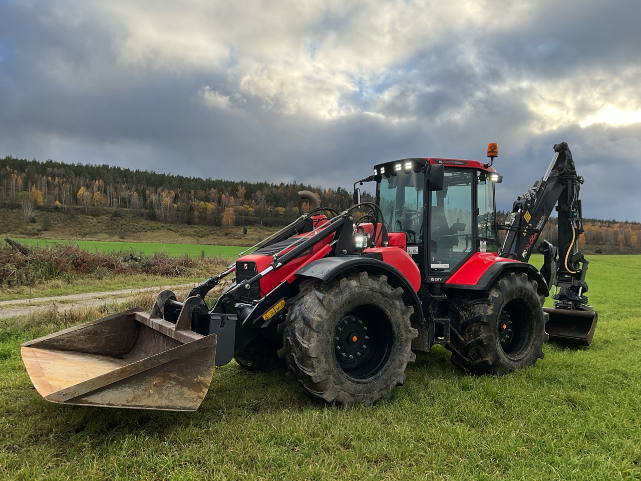 Huddig 1260E - Retroexcavadora: foto 1 Huddig 1260E - Retroexcavadora: foto 1