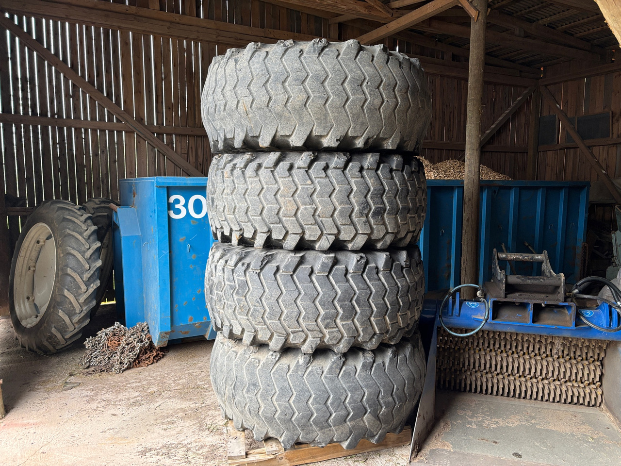 Nokian 580/65B30 - Neumático para Maquinaria de construcción: foto 1 Nokian 580/65B30 - Neumático para Maquinaria de construcción: foto 1