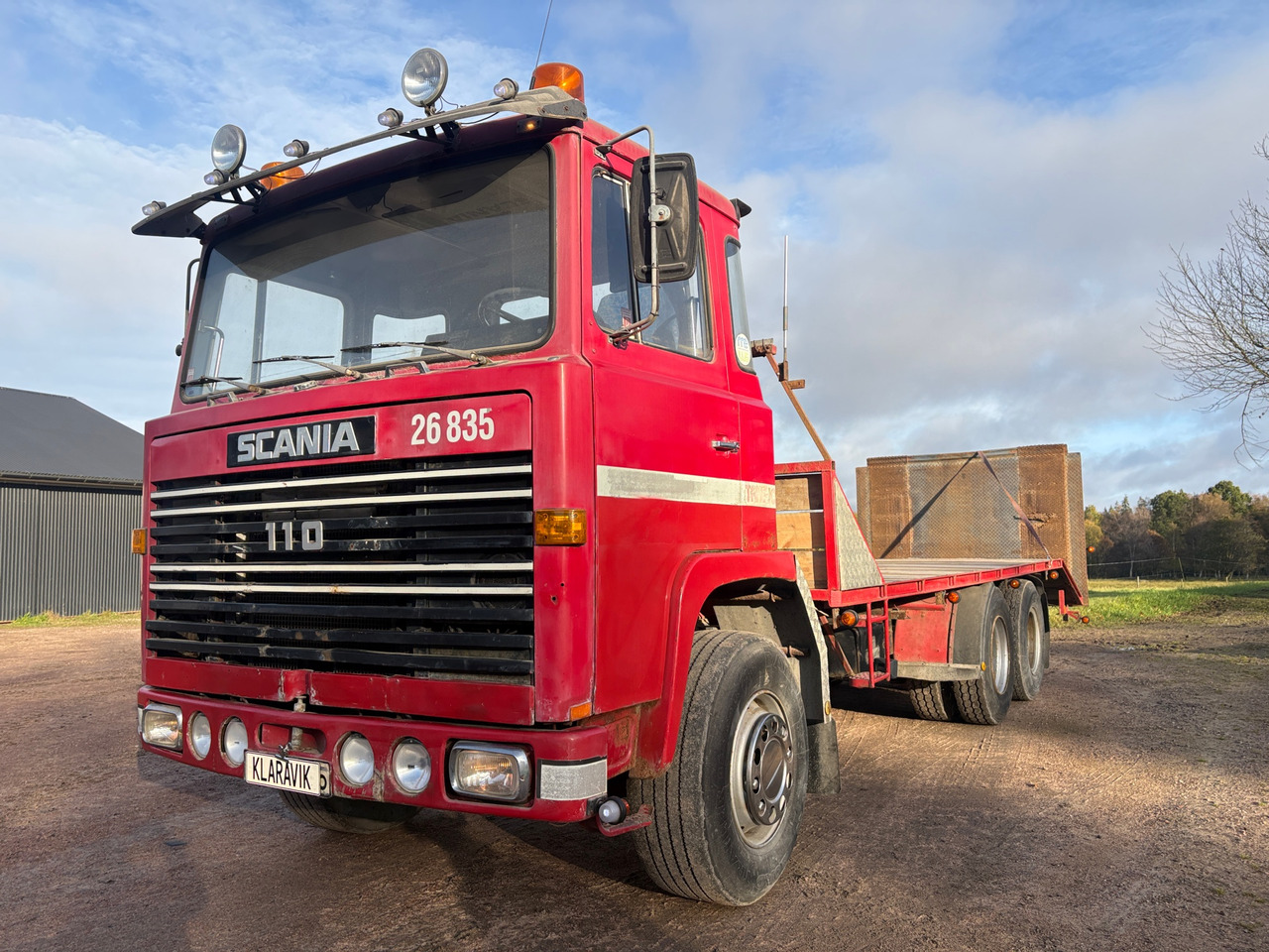 Scania 110 - Camión caja abierta: foto 1 Scania 110 - Camión caja abierta: foto 1