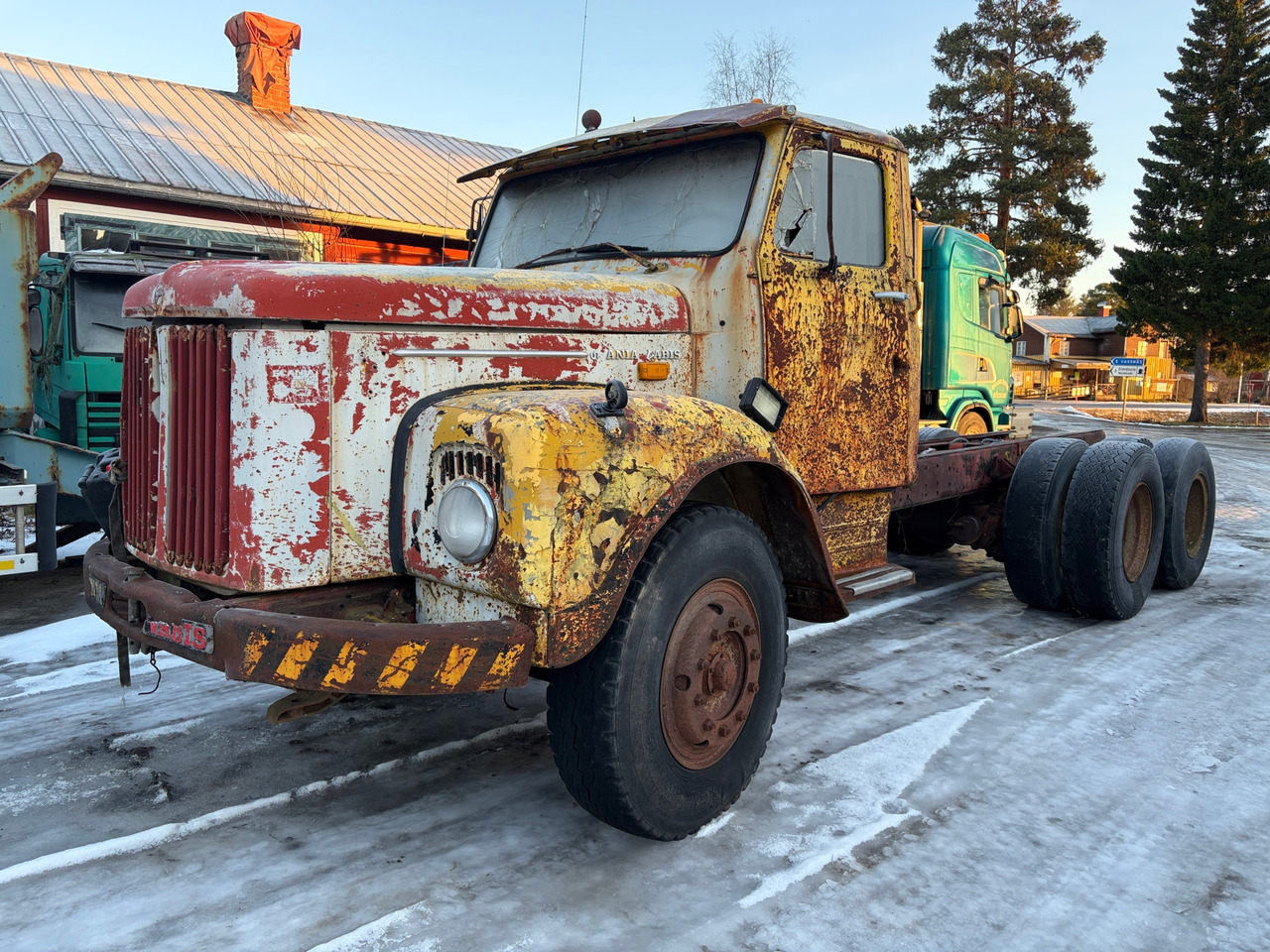 Scania Vabis - Camión chasis: foto 1 Scania Vabis - Camión chasis: foto 1