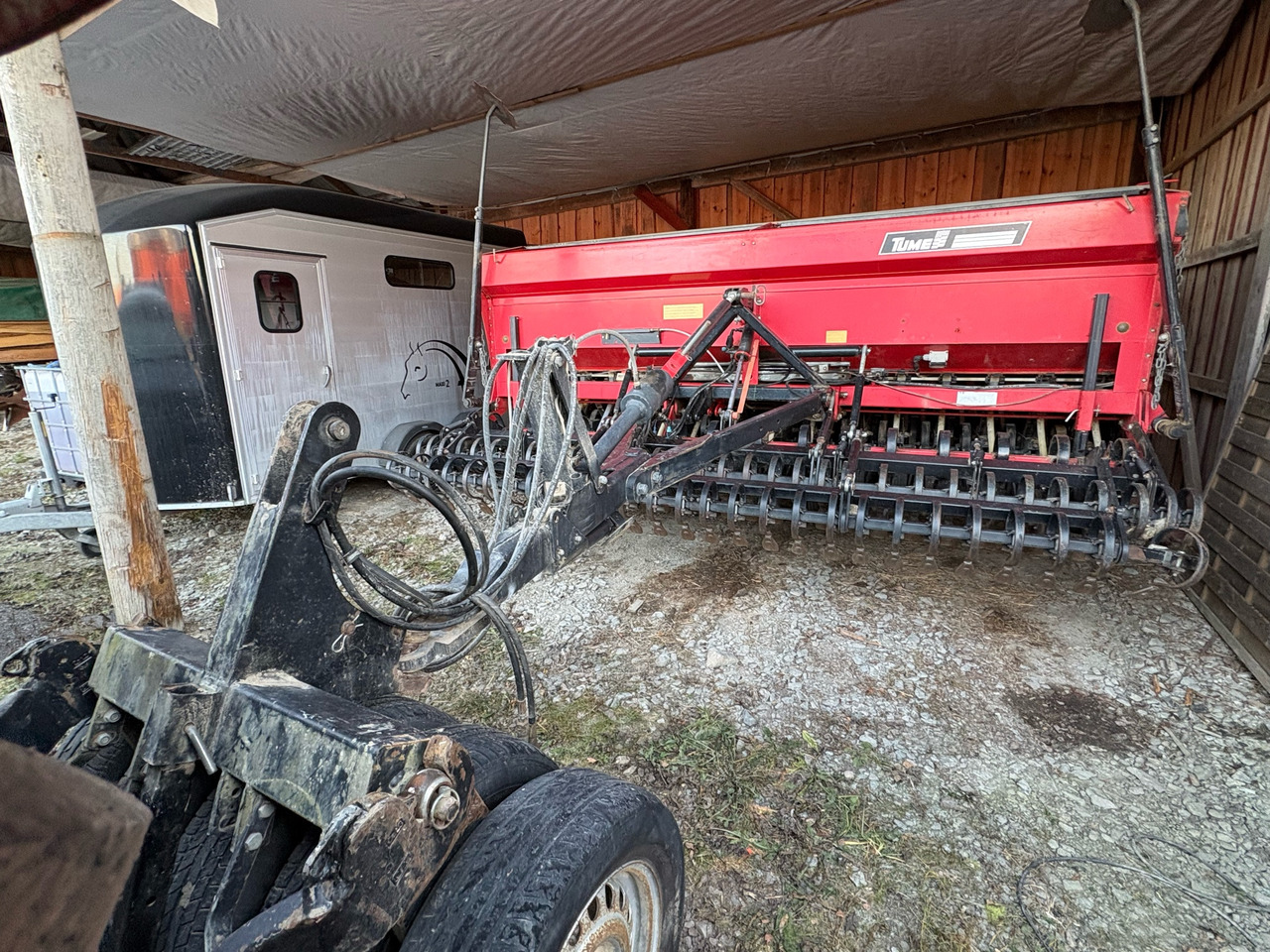 Tume HKL 4000 - Maquinaria de siembra: foto 1 Tume HKL 4000 - Maquinaria de siembra: foto 1