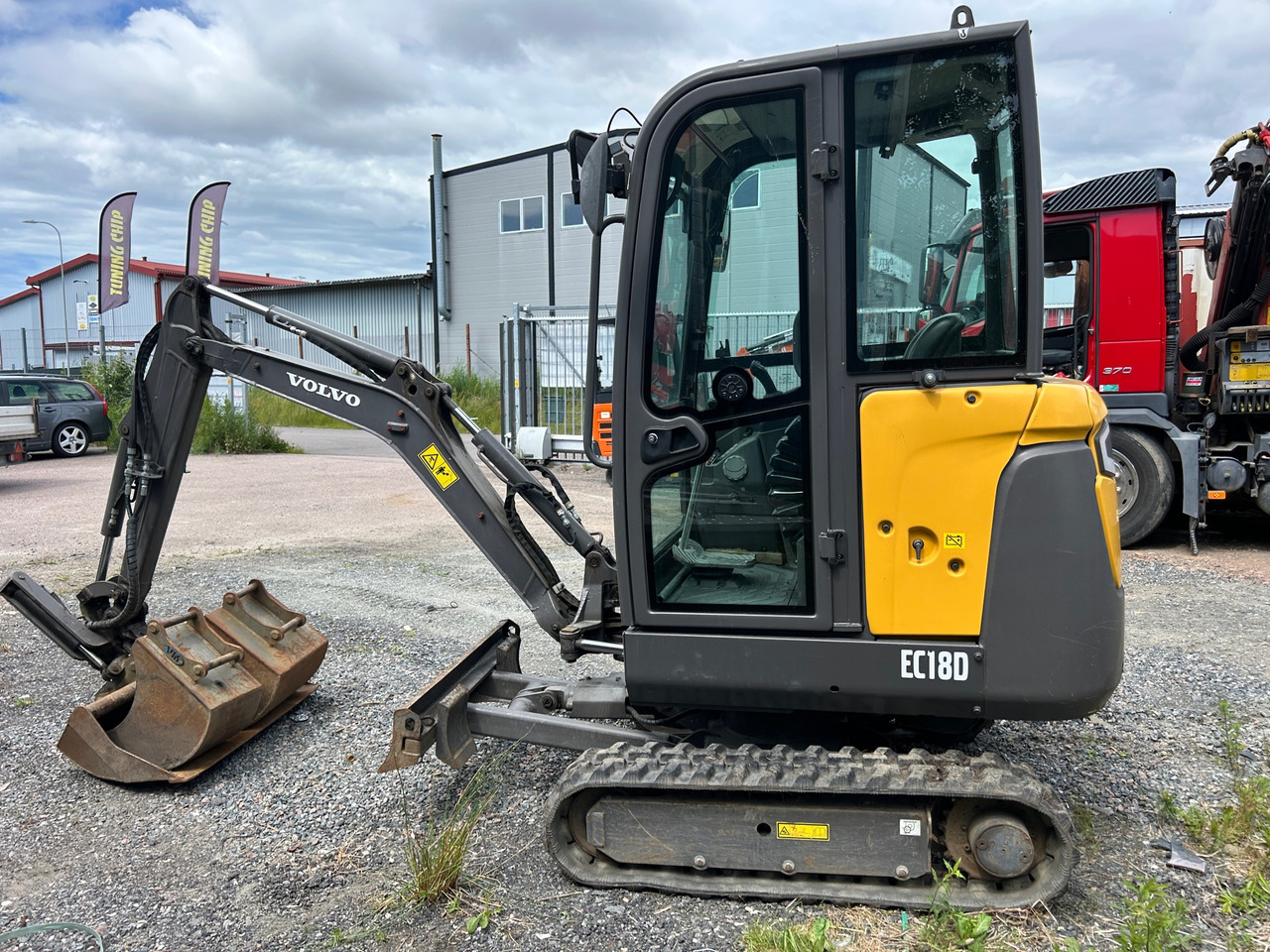 Volvo EC18D - Excavadora: foto 1 Volvo EC18D - Excavadora: foto 1
