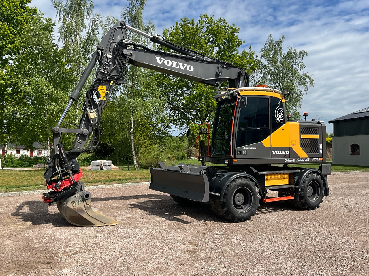 Volvo EW160E - Excavadora: foto 1 Volvo EW160E - Excavadora: foto 1