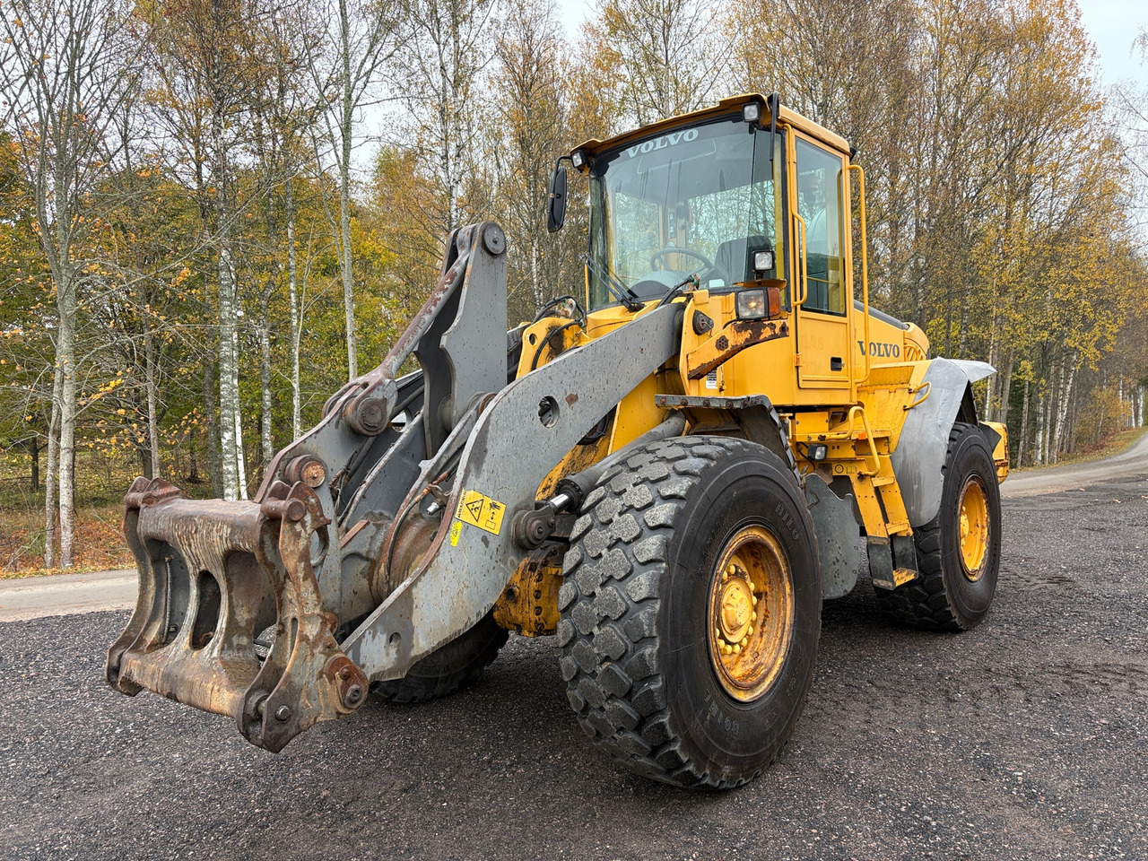 Volvo L90E - Cargadora de ruedas: foto 1 Volvo L90E - Cargadora de ruedas: foto 1