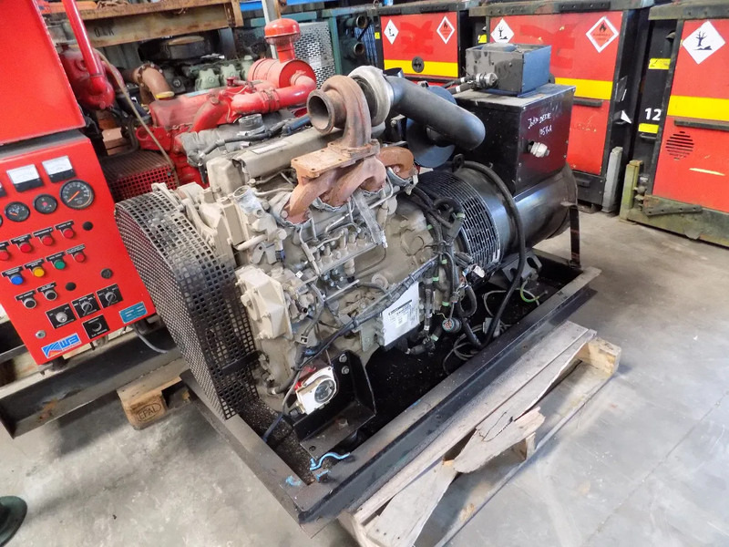 John Deere aggregaat 105 kva - Generador industriale: foto 2 John Deere aggregaat 105 kva - Generador industriale: foto 2