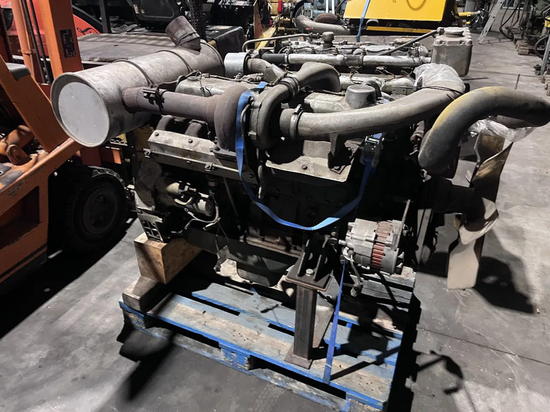 Kobelco Mitsubishi 6D16-TE1 from kobelco crane Fuso motor 142 kW 180PK - Motor para Camión: foto 2 Kobelco Mitsubishi 6D16-TE1 from kobelco crane Fuso motor 142 kW 180PK - Motor para Camión: foto 2