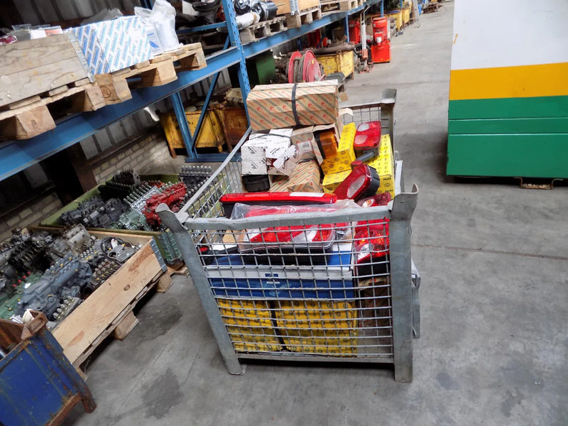 Verlichting voor truck en trailer HELLA VERLICHTING truck en trailer - Luz trasera: foto 2 Verlichting voor truck en trailer HELLA VERLICHTING truck en trailer - Luz trasera: foto 2