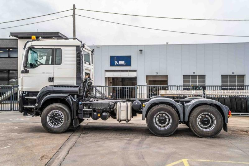 MAN TGS 33.500 BLS - 277.495 KM - Cabeza tractora: foto 2 MAN TGS 33.500 BLS - 277.495 KM - Cabeza tractora: foto 2