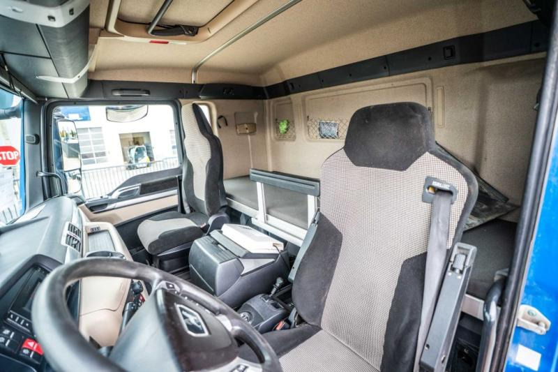 Cabeza tractora MAN TGX 18.420 XL BLS-INTARDER+HYDR.: foto 8 Cabeza tractora MAN TGX 18.420 XL BLS-INTARDER+HYDR.: foto 8