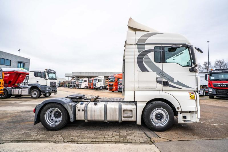 MAN TGX 18.440 LLS - Cabeza tractora: foto 3 MAN TGX 18.440 LLS - Cabeza tractora: foto 3