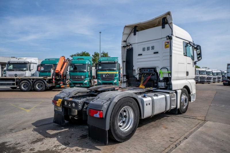 MAN TGX 18 440 XLX BLS+VOITH+ADR+HYDR. - Cabeza tractora: foto 4 MAN TGX 18 440 XLX BLS+VOITH+ADR+HYDR. - Cabeza tractora: foto 4