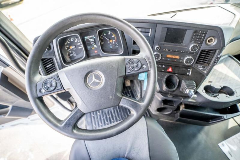 Cabeza tractora Mercedes ACTROS 1845 LS: foto 10