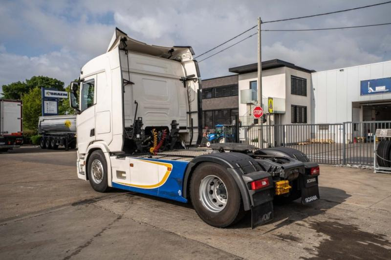 Scania R450 + KIPHYDR. - Cabeza tractora: foto 5 Scania R450 + KIPHYDR. - Cabeza tractora: foto 5