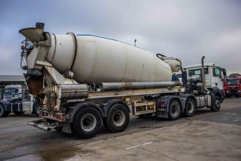 Liebherr LIEBHERR BETON MIXER/MALAXEUR/MISCHER 12M3 - Semirremolque hormigonera: foto 2 Liebherr LIEBHERR BETON MIXER/MALAXEUR/MISCHER 12M3 - Semirremolque hormigonera: foto 2