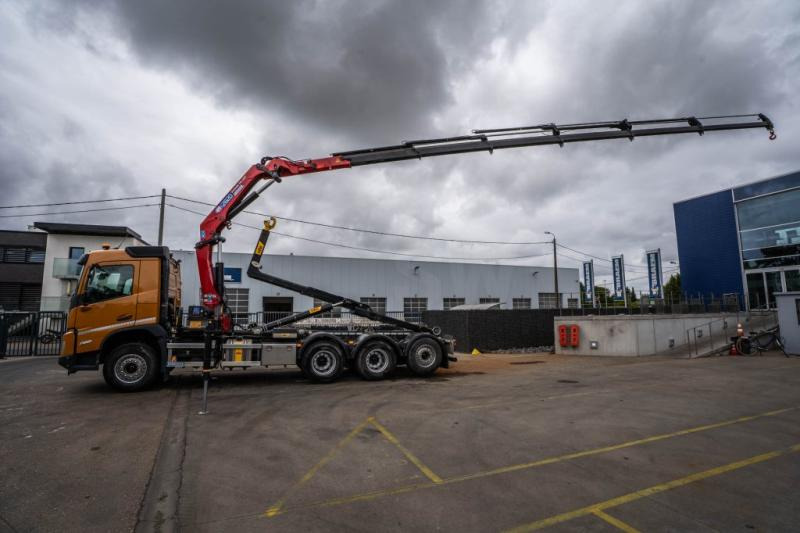 Camión multibasculante, Camión grúa Volvo FMX 430-8x4+HMF 2820/6xhydr.: foto 6 Camión multibasculante, Camión grúa Volvo FMX 430-8x4+HMF 2820/6xhydr.: foto 6