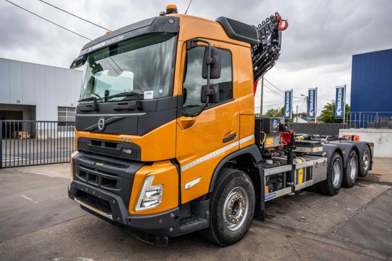 Camión multibasculante, Camión grúa Volvo FMX 430-8x4+HMF 2820/6xhydr.: foto 7 Camión multibasculante, Camión grúa Volvo FMX 430-8x4+HMF 2820/6xhydr.: foto 7