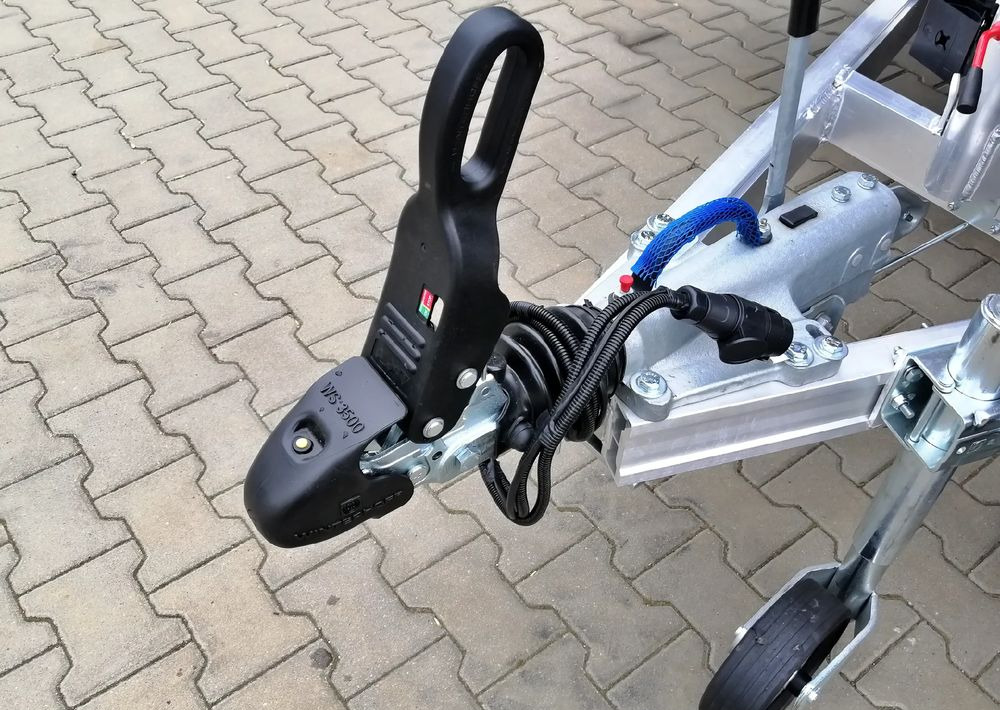 Remolque portavehículos nuevo Besttrailers Silverstone: foto 14 Remolque portavehículos nuevo Besttrailers Silverstone: foto 14