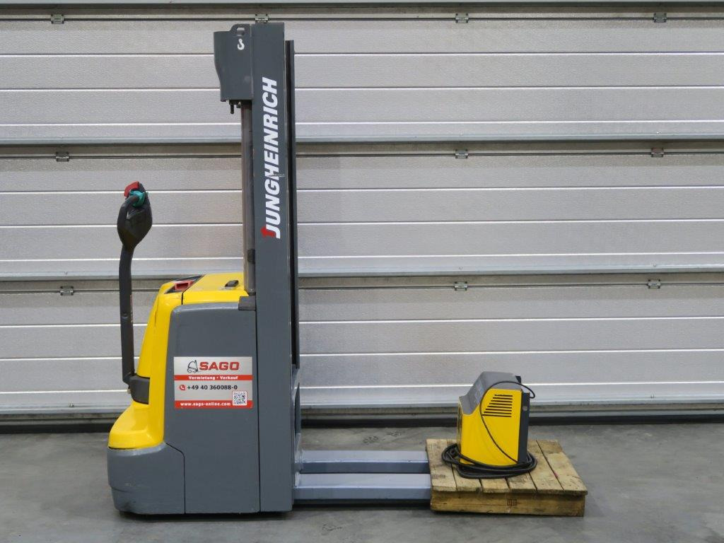 Jungheinrich EJC214 - Apilador: foto 4 Jungheinrich EJC214 - Apilador: foto 4