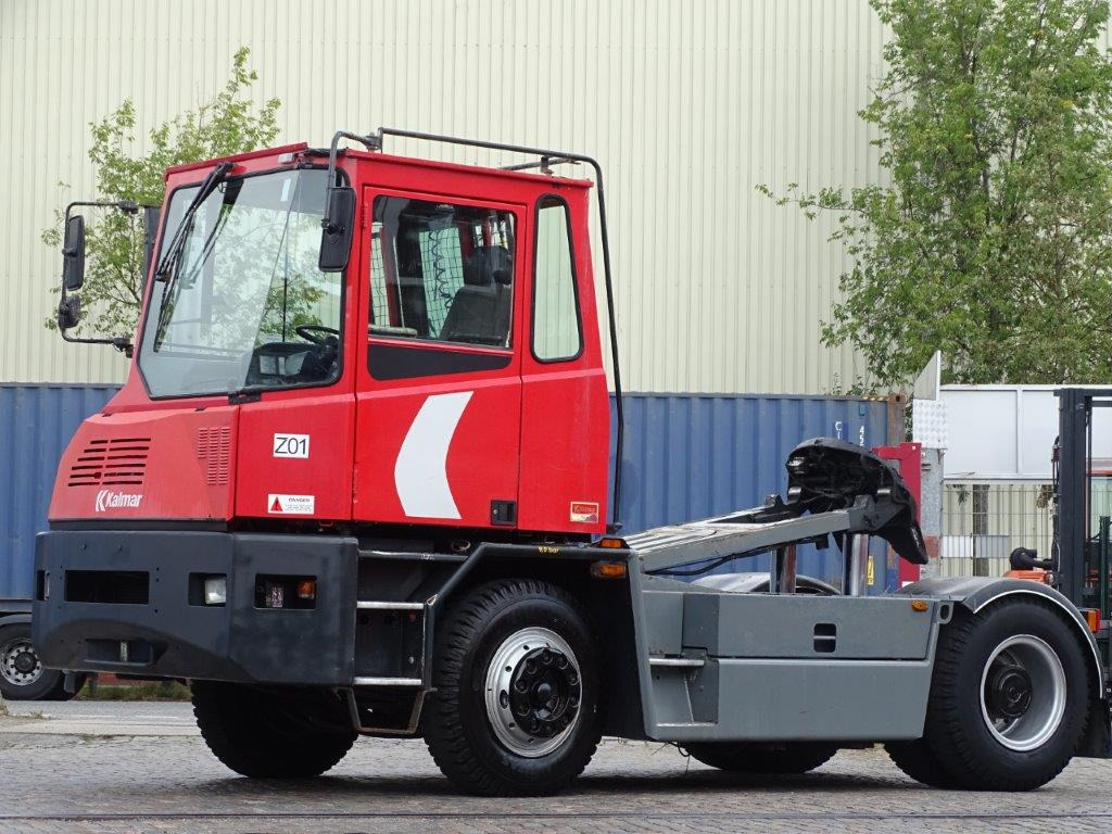 Kalmar TTX182A - Strassenzulassung - Tractor industrial: foto 1 Kalmar TTX182A - Strassenzulassung - Tractor industrial: foto 1