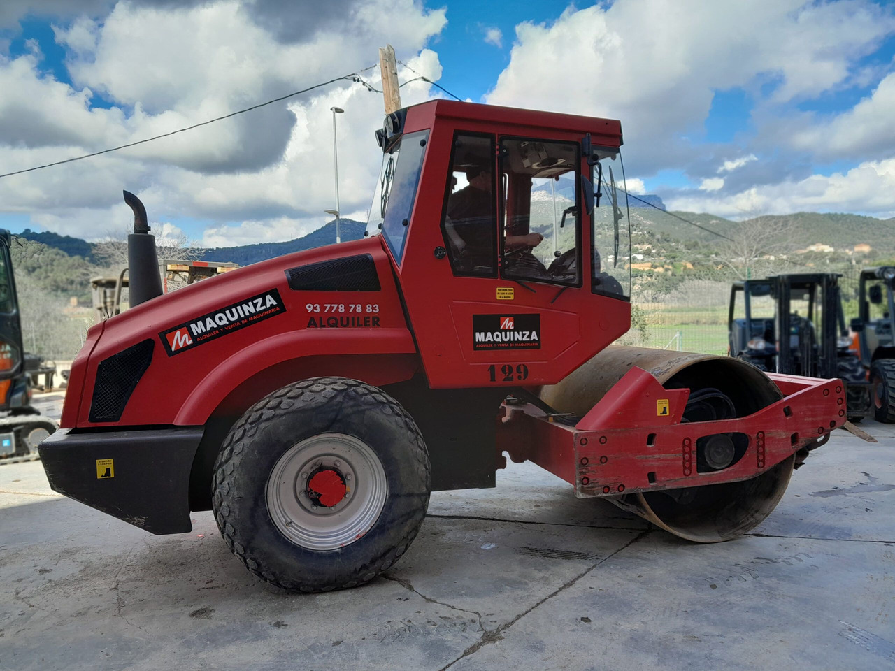 BOMAG BW177D4 - Compactador: foto 1 BOMAG BW177D4 - Compactador: foto 1