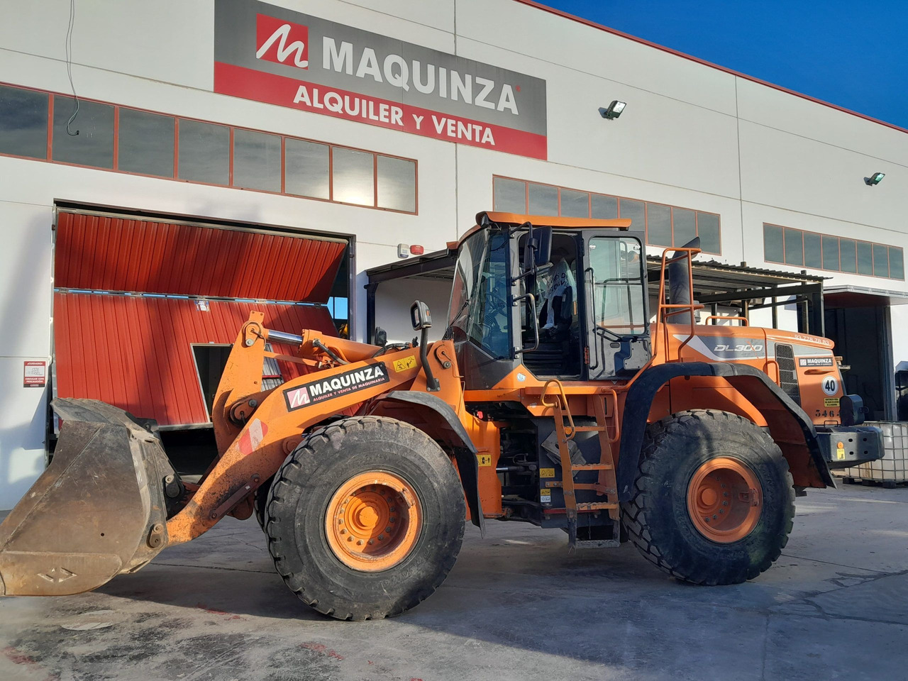 DOOSAN DL300 L/AUX - Cargadora de ruedas: foto 3 DOOSAN DL300 L/AUX - Cargadora de ruedas: foto 3