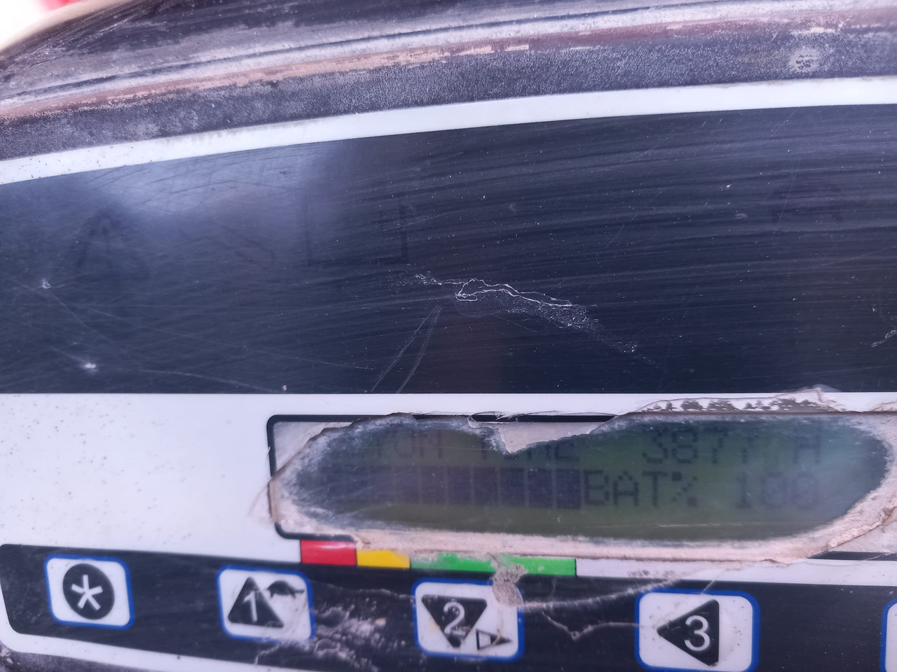 Carretilla elevadora eléctrica MANITOU ME318 48V: foto 11 Carretilla elevadora eléctrica MANITOU ME318 48V: foto 11